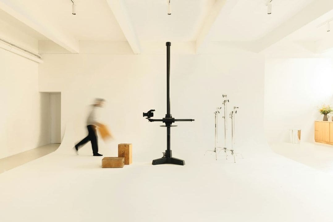 Luz natural o estudio: qué cambia en una sesión